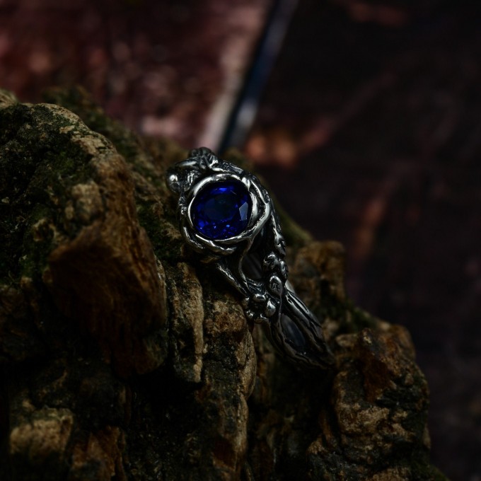 Fairy Fantasy Ring: Sapphire Twig Wedding Band with Floral Design