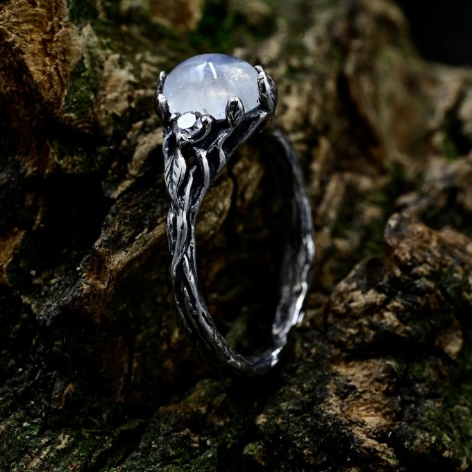 Gothic Moonstone Ring with Intricate Lunar Design| Ring for Women