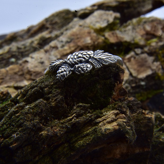 Handcrafted Pinecone Motif Silver Ring