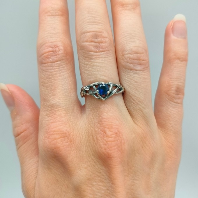 Gothic Sapphire Ring with Mystical Twilight Design
