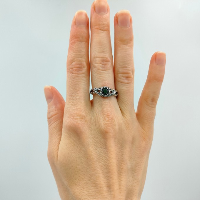 Gothic Ring of Shadows with Black Onyx Gemstone|Unique Floral Magic Wedding Ring for Women
