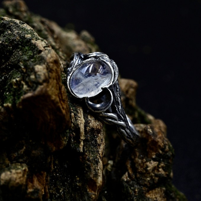 Elegant Moonstone Ring with Nature-Inspired Design