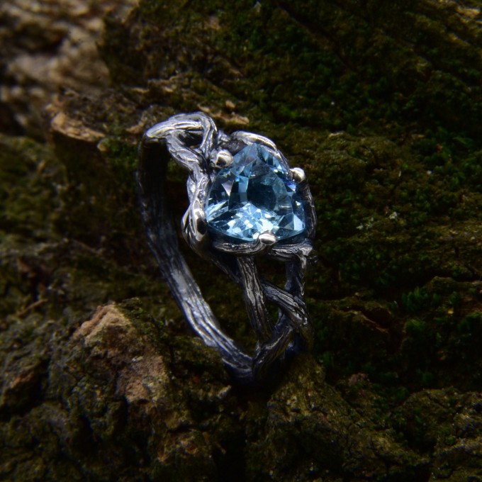 Waves of Serenity: Gothic Sterling Silver Ring with Aquamarine Gemstone