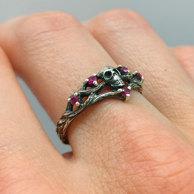 Gothic Silver Ring with Ruby-Studded Cross Design