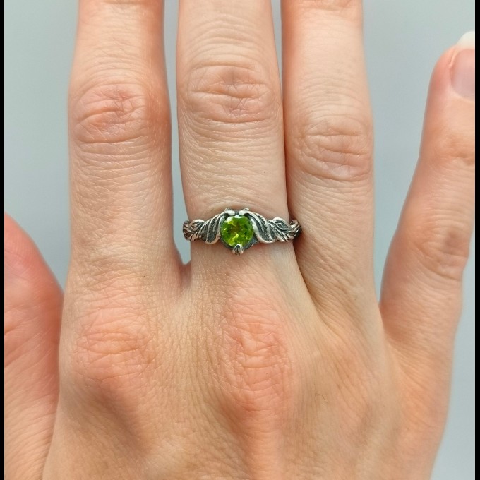 Gothic Peridot Ring with Mystical Leaf Motif