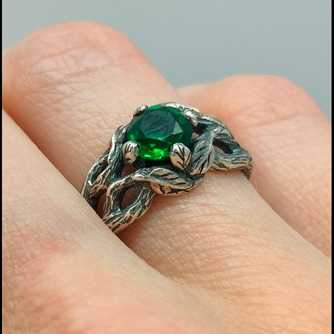 Embrace of the Night: Gothic Sterling Silver Ring with Deep Sapphire