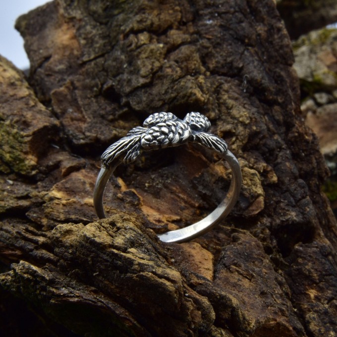Handcrafted Pinecone Motif Silver Ring