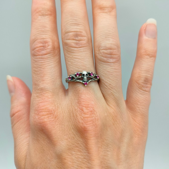 Gothic Silver Ring with Ruby-Studded Cross Design