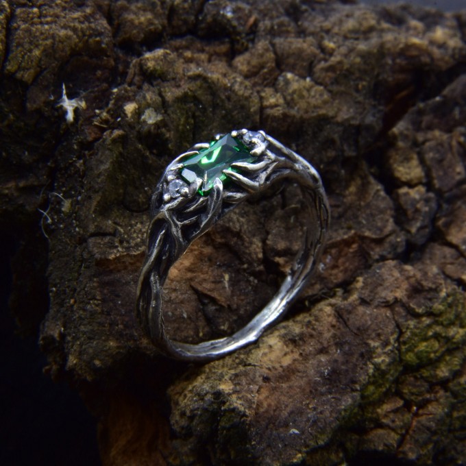 Handcrafted Silver Ring Featuring a Radiant Emerald