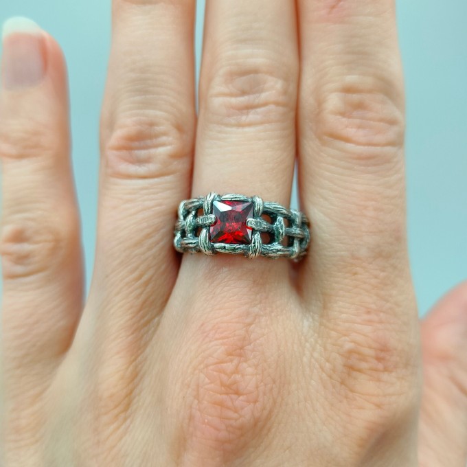 Gothic Chain Ring with Fiery Garnet Gemstone