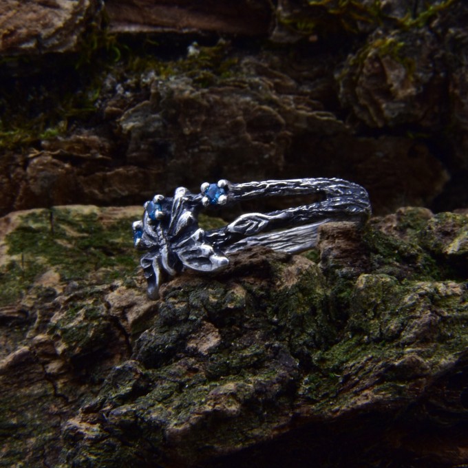 Dainty Aquamarine Ring with Vintage Flower Leaf – Unusual Nature-Inspired Engagement Ring