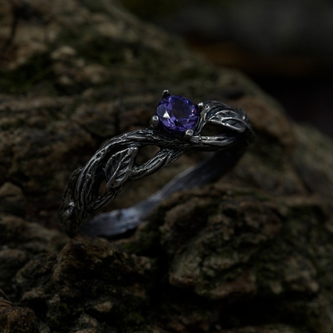 Twilight Bloom: Sterling Silver Ring with a Radiant Amethyst