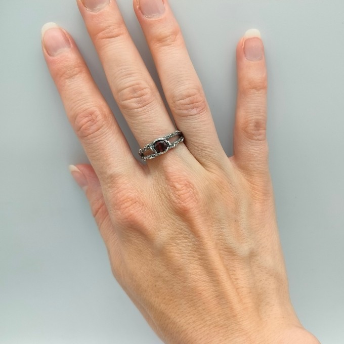 Gothic Garnet Ring with Elegant Vine Motif