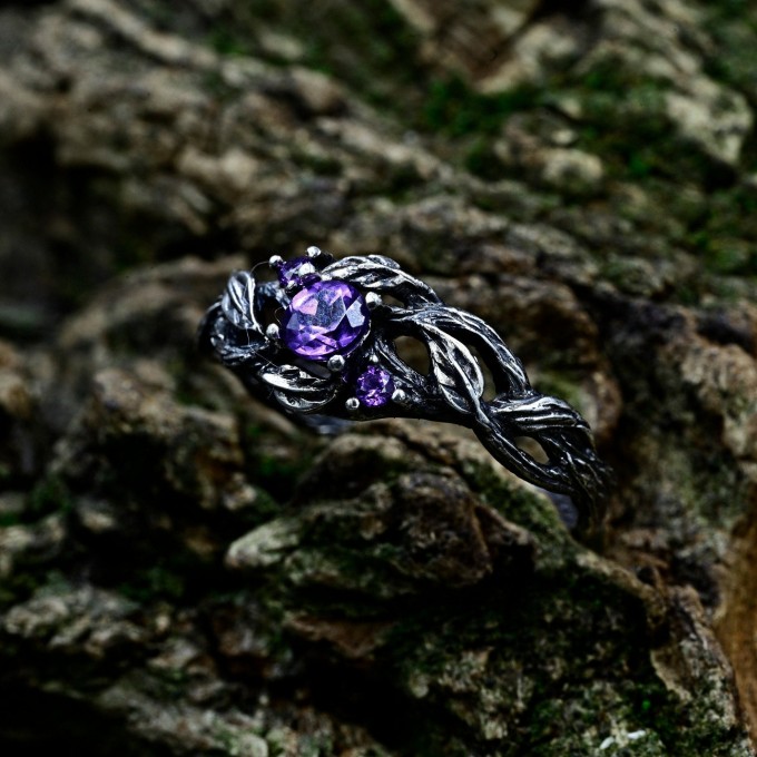 Whisper of Vines: Gothic Sterling Silver Ring with Amethyst Accent