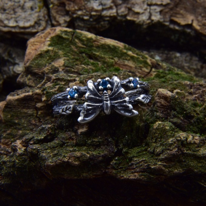 Dainty Aquamarine Ring with Vintage Flower Leaf – Unusual Nature-Inspired Engagement Ring