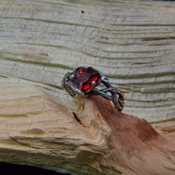 Gothic Garnet Ring with Intricate Flame Motif