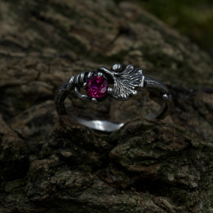 Delicate Gothic Ring with Ruby and Leaf Design
