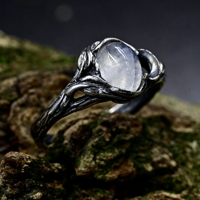 Elegant Moonstone Ring with Nature-Inspired Design