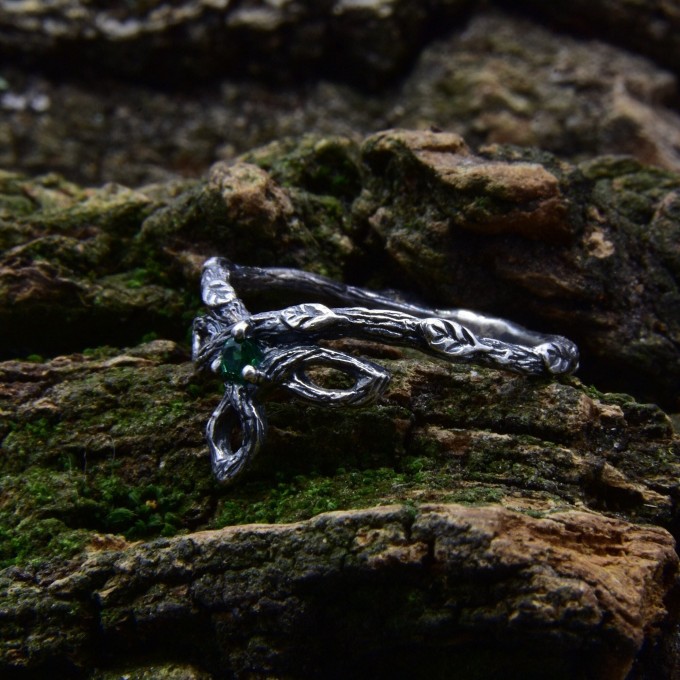 Whisper of the Forest: Elven Gothic Emerald Ring