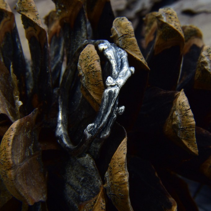 Branch of Serenity: Sterling Silver Nature-Inspired Ring