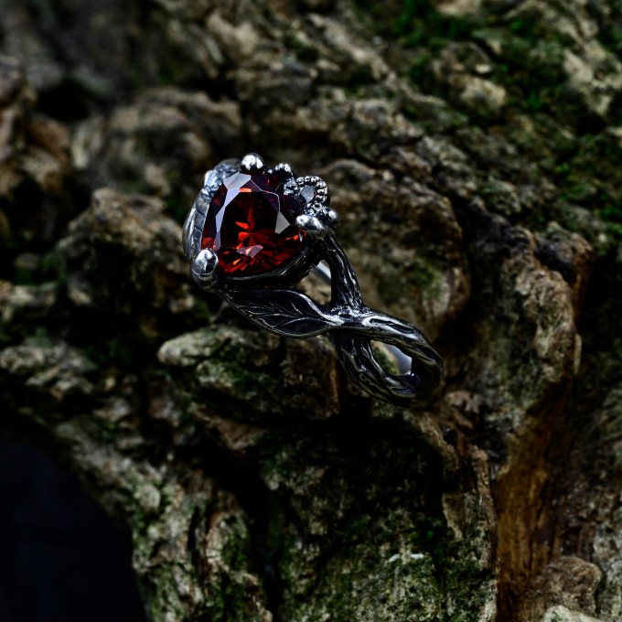 Heart of Ember: Gothic Sterling Silver Ring with Fiery Garnet