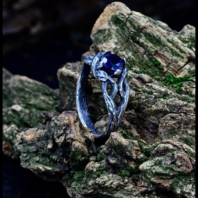 Ocean's Embrace: Gothic Sterling Silver Ring with a Deep Blue Sapphire