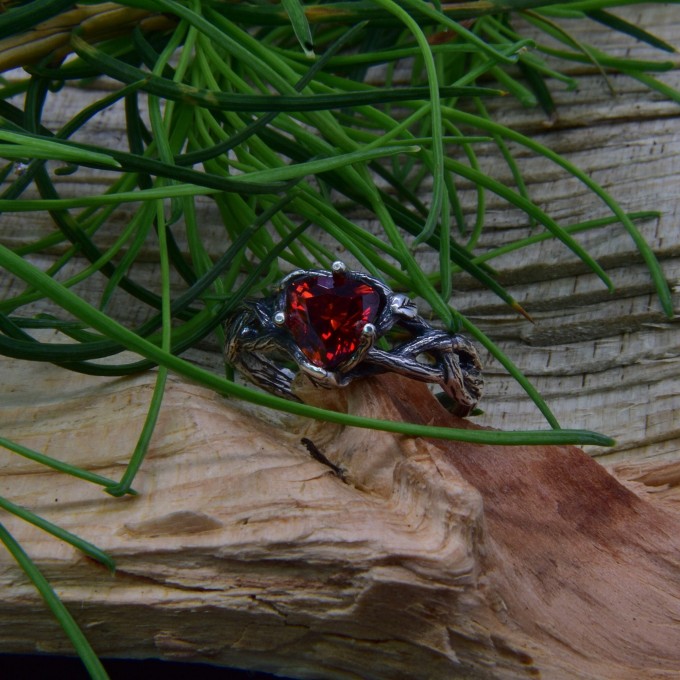 Gothic Garnet Ring with Intricate Flame Motif