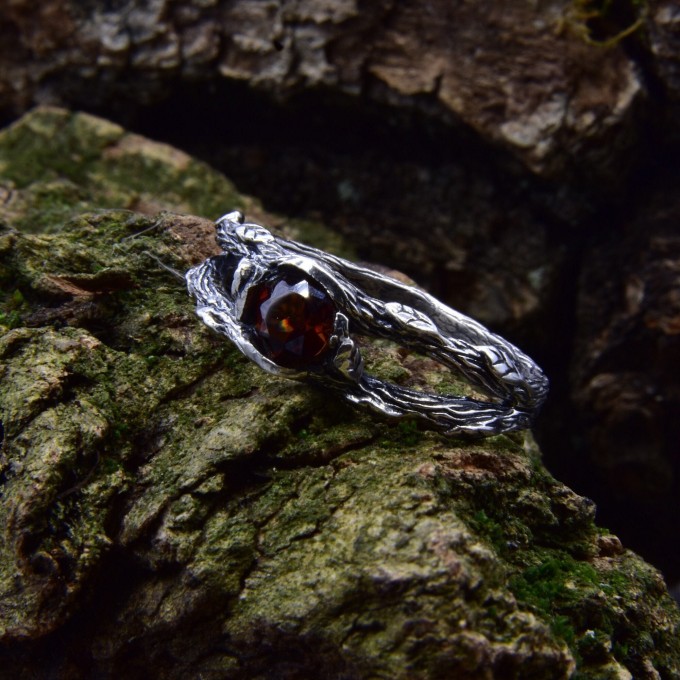 Gothic Garnet Ring with Elegant Vine Motif