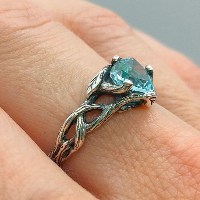 Waves of Serenity: Gothic Sterling Silver Ring with Aquamarine Gemstone
