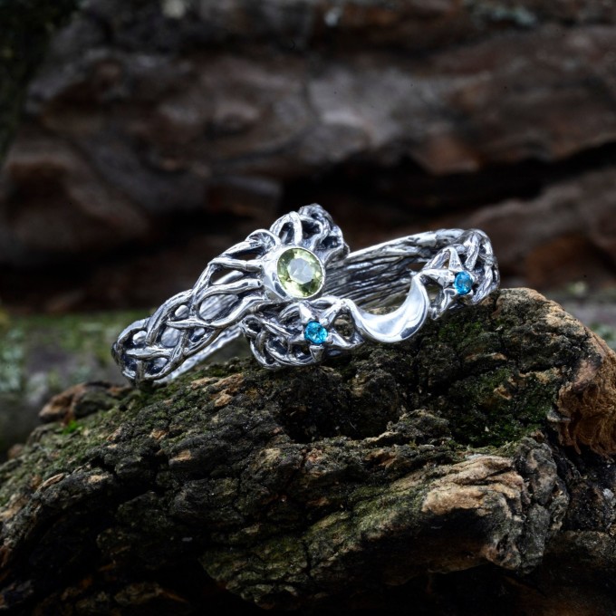 Gothic Peridot and Aquamarine Ring Set with Enchanted Nature Design