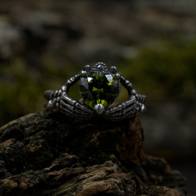 Unique Silver Ring with Vibrant Green Peridot Gemstone