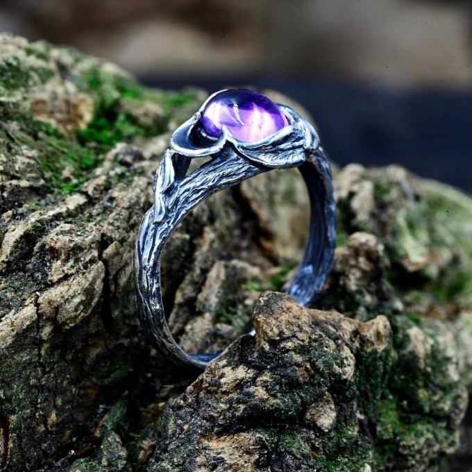 Tree engagement ring 2025