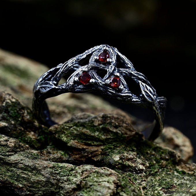 Vine of Passion: Gothic Sterling Silver Ring with Garnet Gems