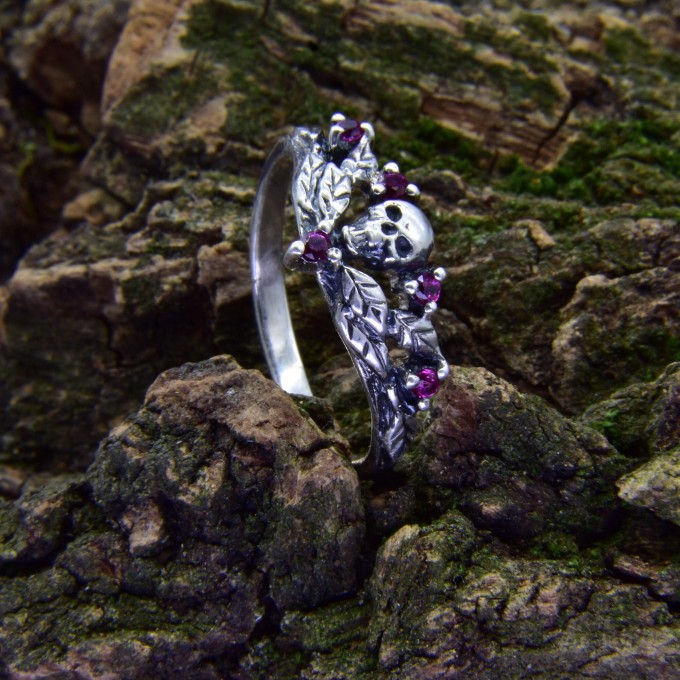 Soul Keeper: Gothic Sterling Silver Ring with Skull and Amethyst Accents