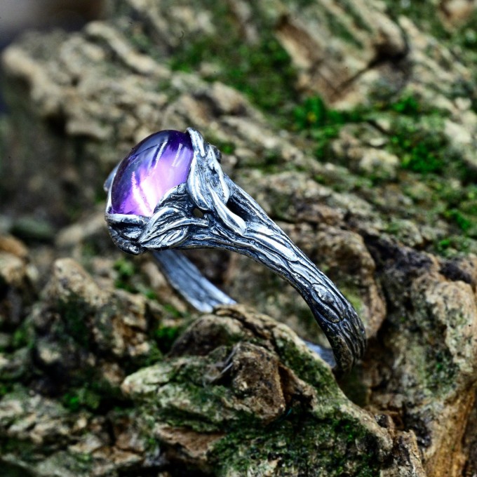 Gothic Amethyst Ring with Enchanted Floral Motif