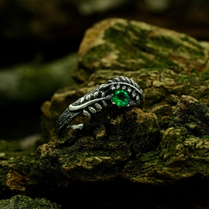 Gothic Emerald Ring with Intricate Leaf and Vine Design