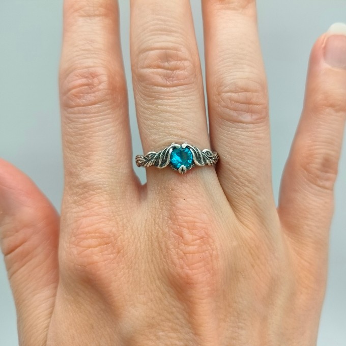 Wave of Midnight: Gothic Sterling Silver Ring with a Sapphire Gemstone
