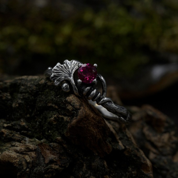 Delicate Gothic Ring with Ruby and Leaf Design