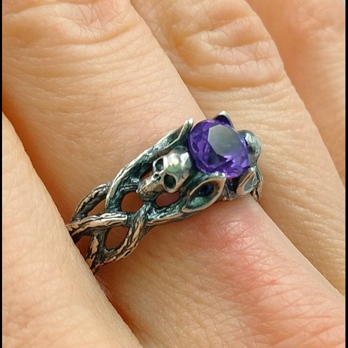 Handcrafted Silver Ring with Twisted Branch Motif and Amethyst | Fantasy Forest Witchy Wedding Band, Estate Jewelry for Women