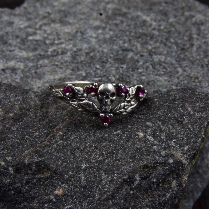 Garnet Gothic Skull Ring with Dark Intricacy
