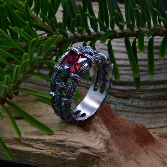 Gothic Chain Ring with Fiery Garnet Gemstone