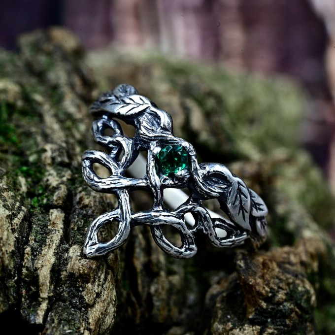 Gothic Celtic Silver Ring with Emerald Centerpiece