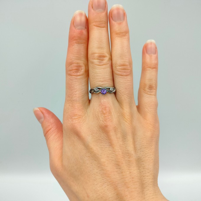 Enchanted Bloom: Gothic Sterling Silver Ring with Amethyst Accent