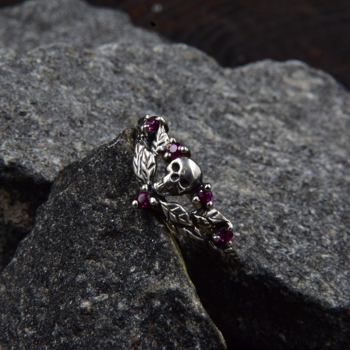Garnet Gothic Skull Ring with Dark Intricacy