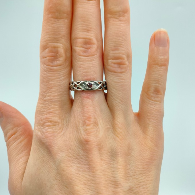 Gothic Silver Ring Embellished with Blood Red Garne