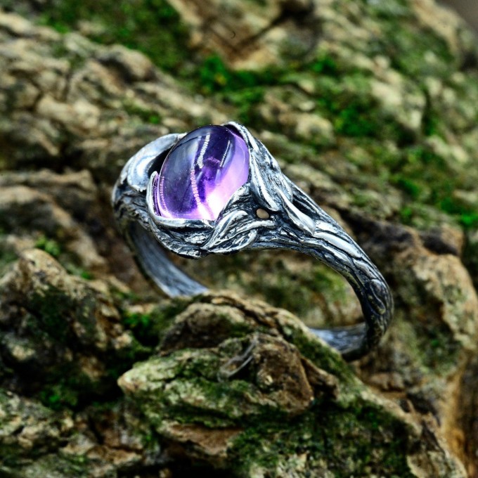 Gothic Ring with Amethyst and Intricate Silver Design