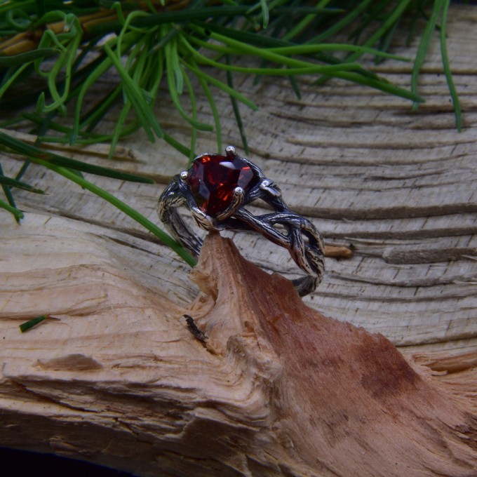Gothic Garnet Ring with Intricate Flame Motif