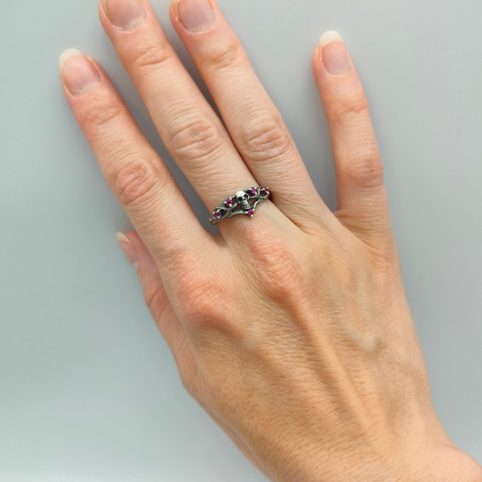 Gothic Silver Ring with Ruby-Studded Cross Design