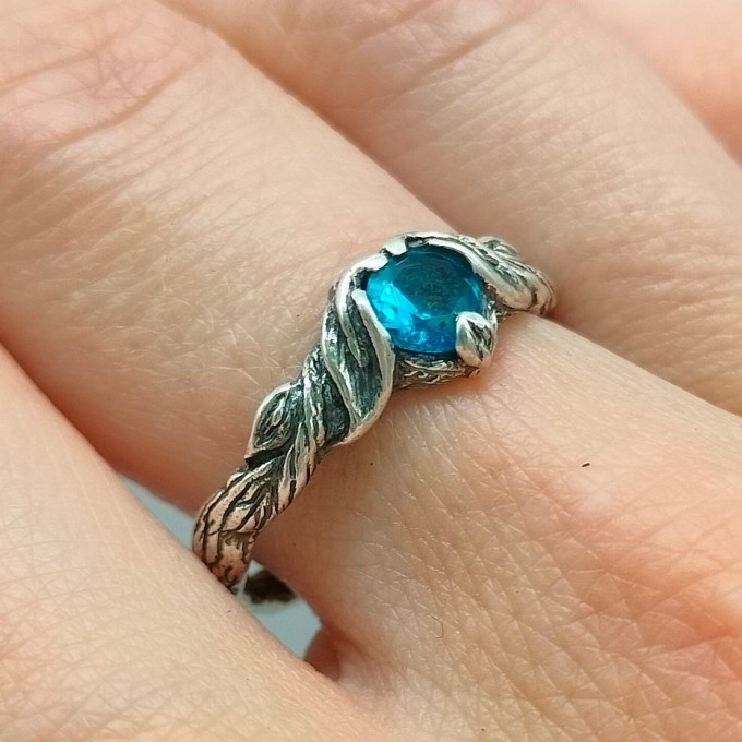 Wave of Midnight: Gothic Sterling Silver Ring with a Sapphire Gemstone