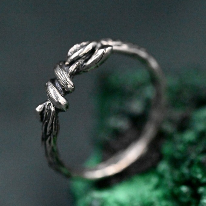 Wedding Ring Leaf and Branch – Unisex Gothic Ring with Leaves and Branch, Wedding Ring for the Enigmatic Couple
